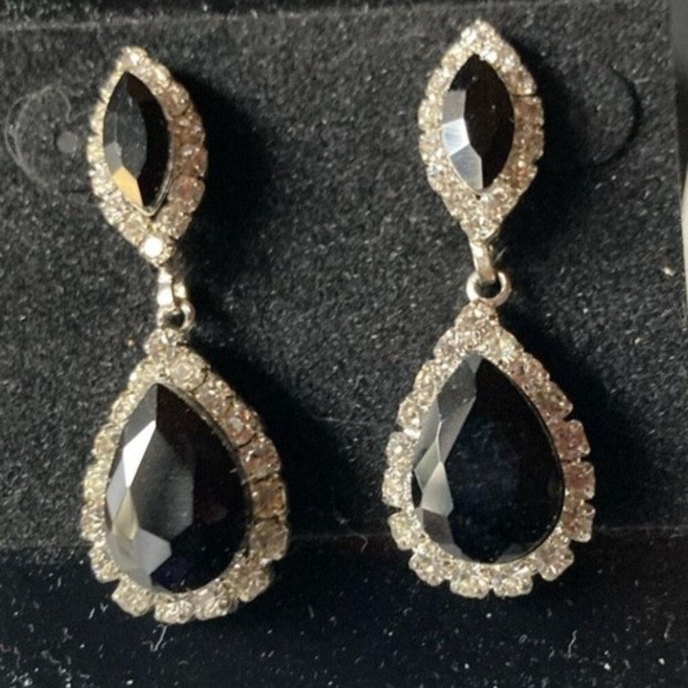 Silver-Toned Rhinestone Dangle Earrings • Dangle •Black Center Stones